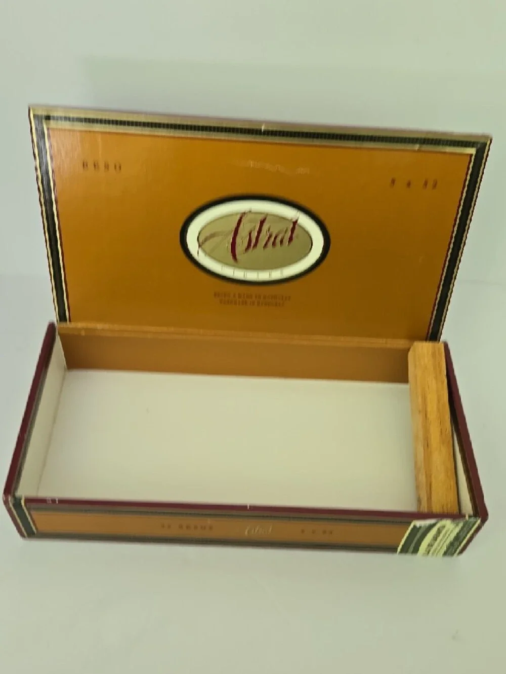 Vintage Astral Empty Cigar Craft Box Beso Flip Top